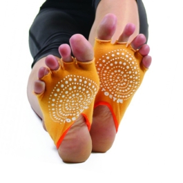 https://toesocks.co.uk/media/catalog/product/cache/0883f9d8722d89a4d9f2a236ec2773f8/t/o/toe-socks-anti-slip-sole-half-open-toe-orange-3_1.jpg