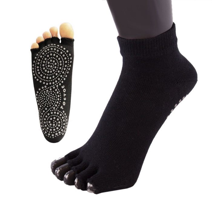 https://toesocks.co.uk/media/catalog/product/cache/497cc95f2b64848023ec45ff48dd7cb3/t/o/toe-socks-yoga-pilates-anti-slip-trainer-opentoe-black-1_5.jpg
